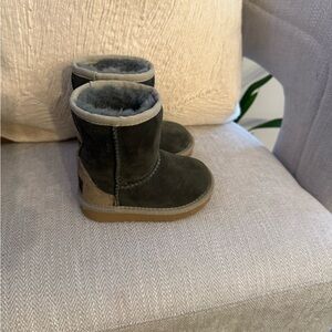 Toddler Uggs
